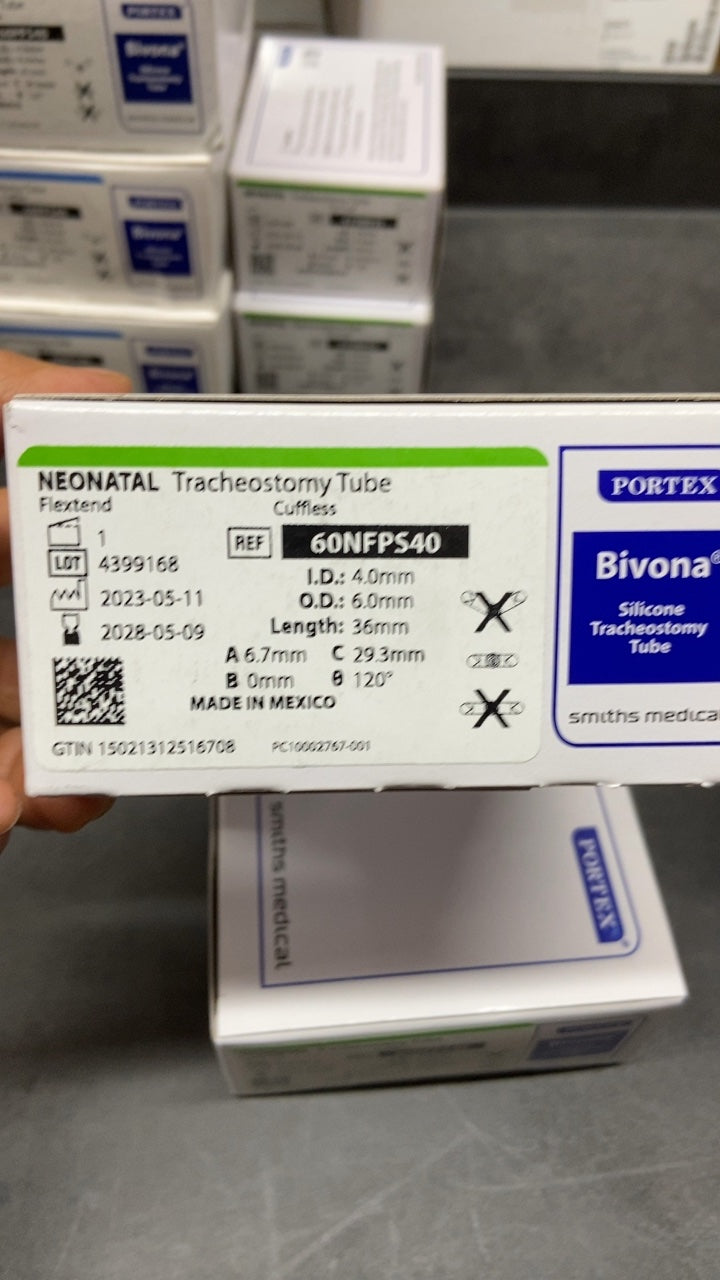 60NFPS40 - SMITHS MEDICAL - Bivona Uncuffed FlexTend Plus Trach Tubes - Tracheostomy Tube, Neonatal, Straight, Flex Extended, 4 mm, (BX/1)