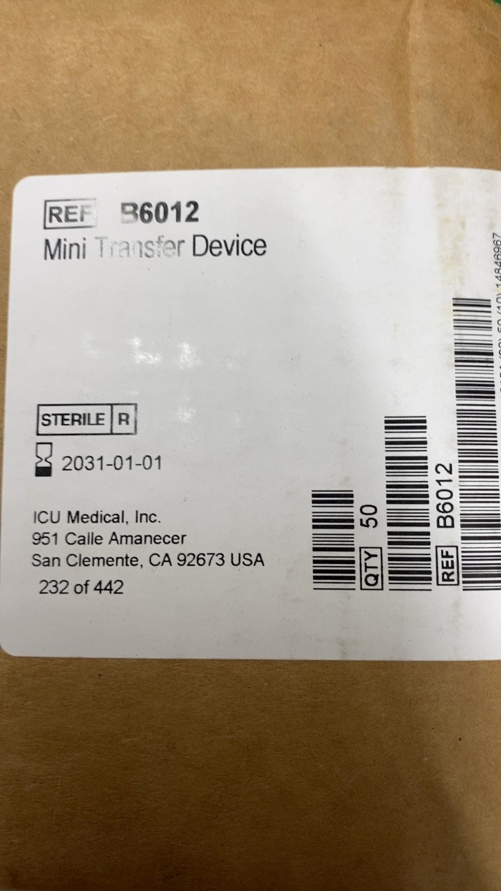 B6012 - ICU MEDICAL - Mini Transfer Device, (CS/50)