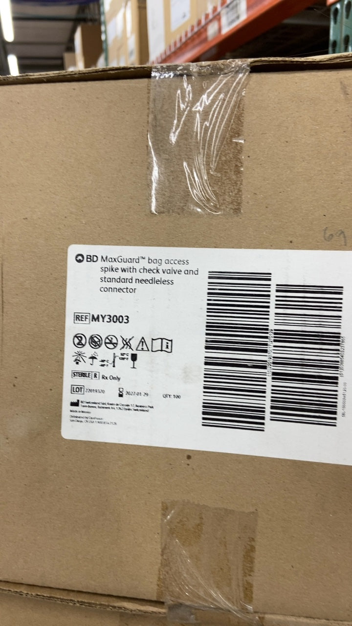 MY3003 - BD - BD MaxGuard bag access spike with check valve and standard needleless connector, (CS/100)