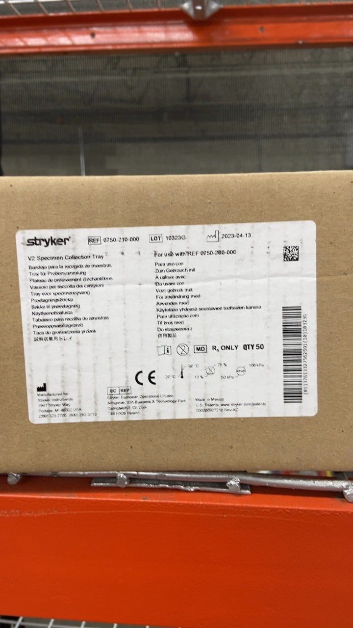0750-210-000 - STRYKER - V2 Specimen Collection Tray, (BX/50)