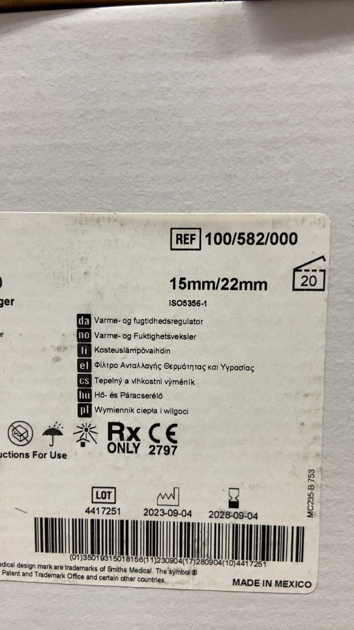 100/582/000 - SMITHS MEDICAL - 15mm/22mm Varme- og fugtighedsregulator, (BX/20)
