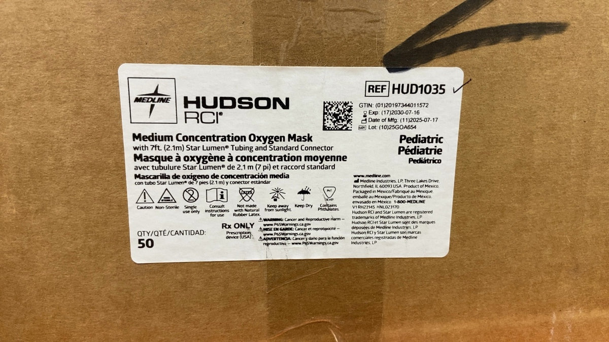 HUD1035 - MEDLINE - Medium Concentration Oxygen Mask with 7ft. (2.1m) Star Lumen Tubing and Standard Connector, (CS/50)