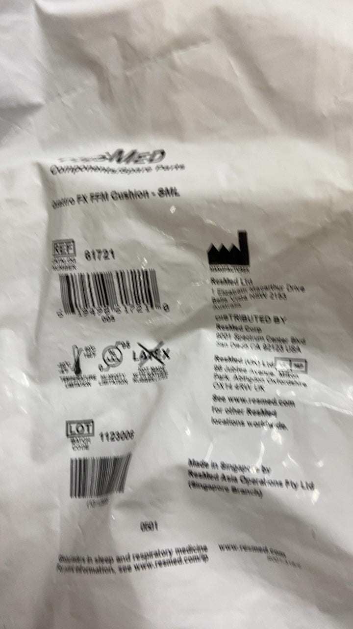 61721 - RESMED - amiro RV FFM Cushion - SM, (EA/1)