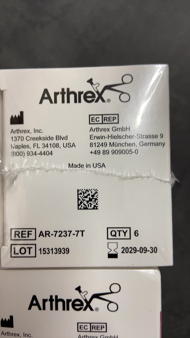 AR-7237-7T - ARTHREX - FiberTape TigerTape Polyethylene Suture with Each End Tapered, White/Black, 7 in. Length, (BX/6)
