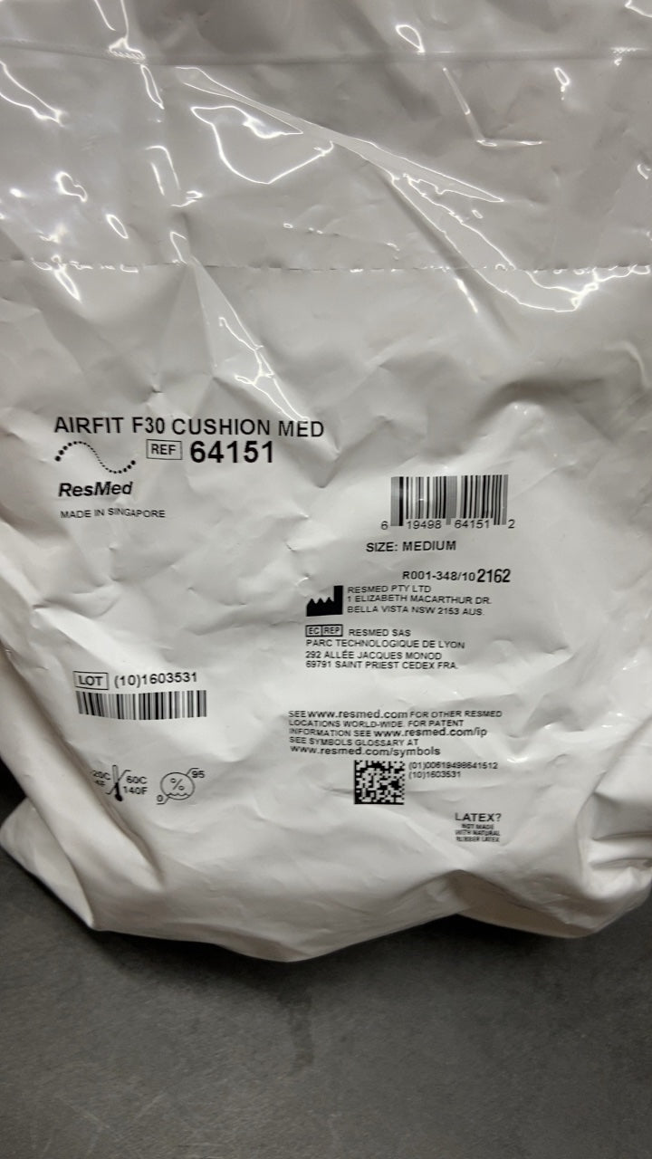 64151 - RESMED - AIRFIT F30 CUSHION MED, (EA/27)