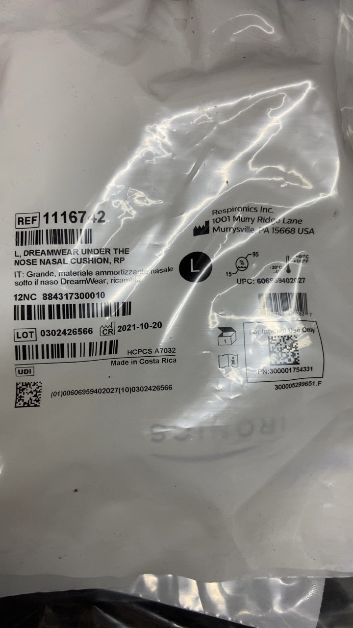 1116742 - RESPIRONICS - L, DREAMWEAR UNDER THE NOSE NASAL CUSHION, RP, (EA/1)