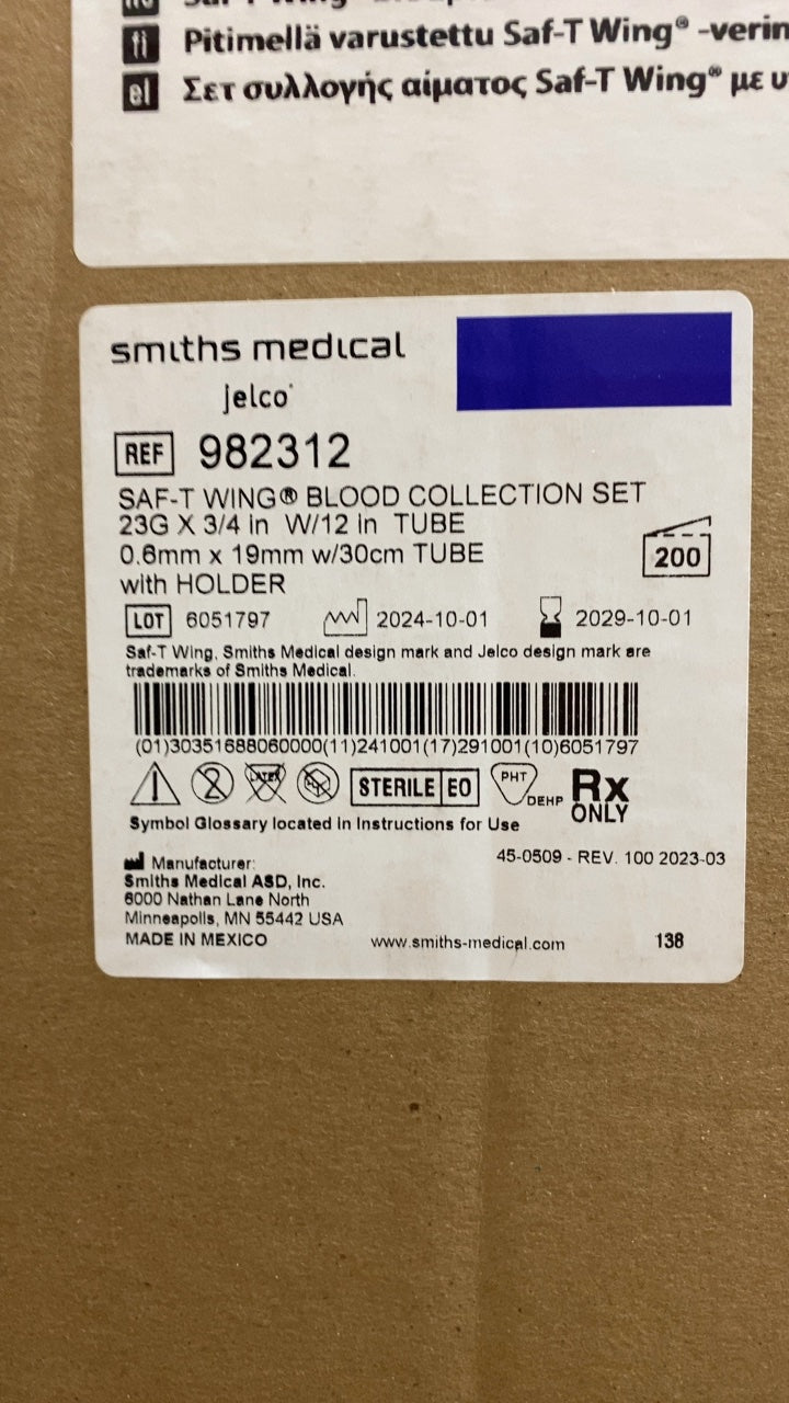 982312 - SMITHS MEDICAL - SAF-T WING BLOOD COLLECTION SET 23G X 3/4 In W/12 In TUBE 0.6mm x 19mm w/30cm TUBE with HOLDER, (CS/200)