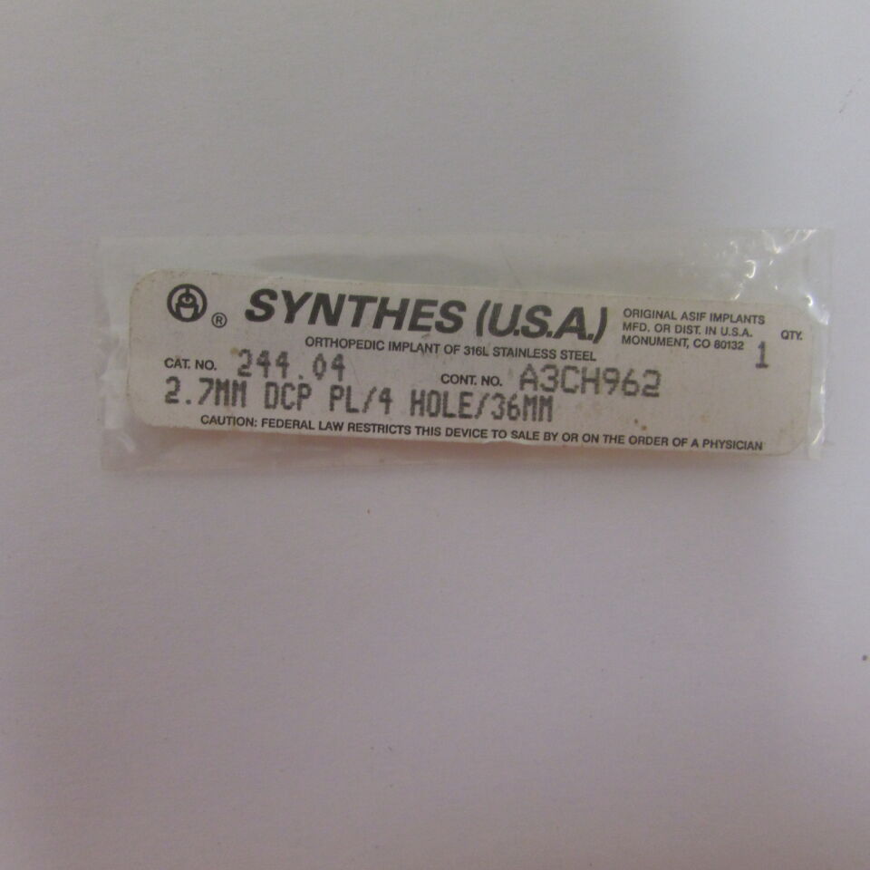 244.04 - SYNTHES - Placa dcp de 2,7 mm, 4 agujeros/36 mm, ( ) - ( Fecha de caducidad: CADA UNO )