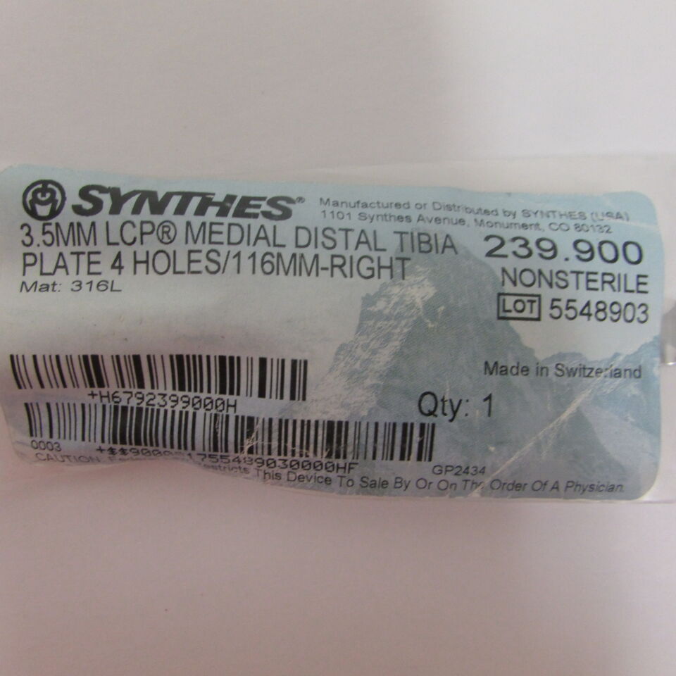 239.9 - SYNTHES - 3.5 mm lcp medial distal tibia plate 4 holes/116 mm-right, () - ( Expiry Date: EACH )
