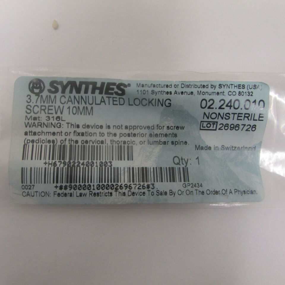 02.240.010 - SYNTHES - 3.7mm cannulated locking screw 10mm, () - ( Expiry Date: EACH )