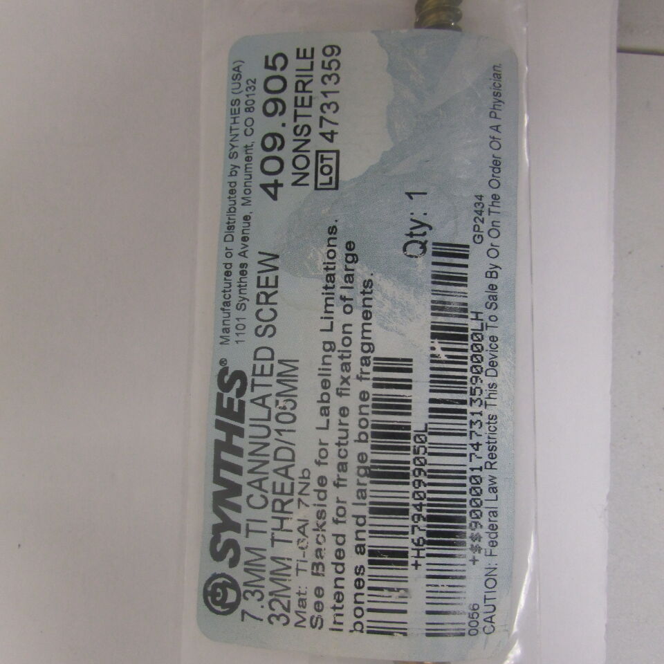 409.905 - SYNTHES - 7.3mm ti cannulated screw 32mm thread 105mm, () - ( Expiry Date: EACH )