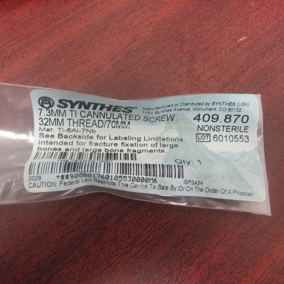409.87 - SYNTHES - 7.3mm ti cannulated screw 32mm thread/70mm, () - ( Expiry Date: EACH )