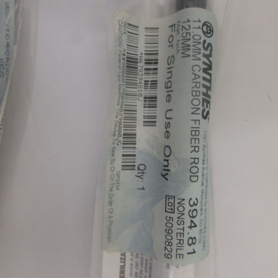 394.81 - SYNTHES - 11.0mm carbon fiber rod 125mm, () - ( Expiry Date: EACH )