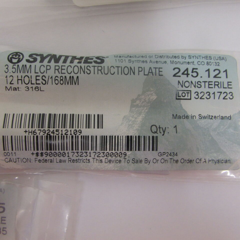 245.121 - SYNTHES - 3.5mm lcp reconstruction plate 12 holes/168mm, () - ( Expiry Date: EACH )