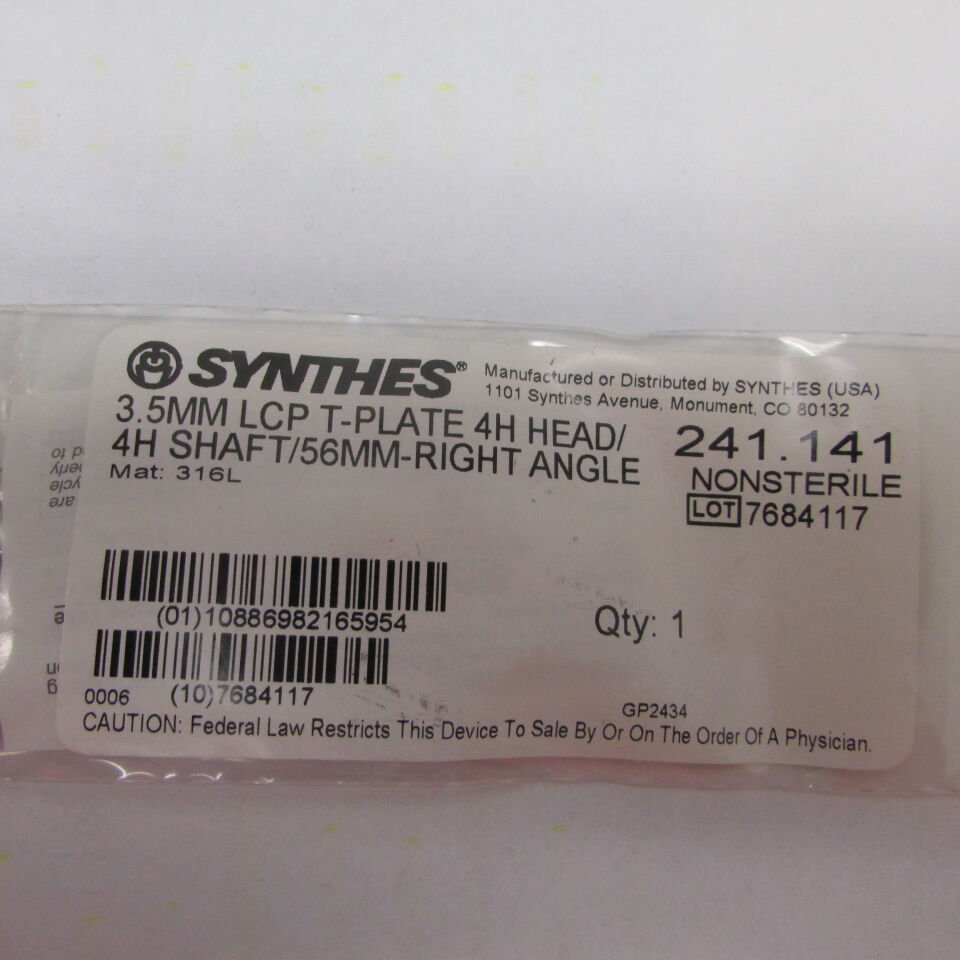 241.141 - SYNTHES - 3.5mm lcp t-plate 4h head/4h shaft/56mm-right angle, () - ( Expiry Date: EACH )