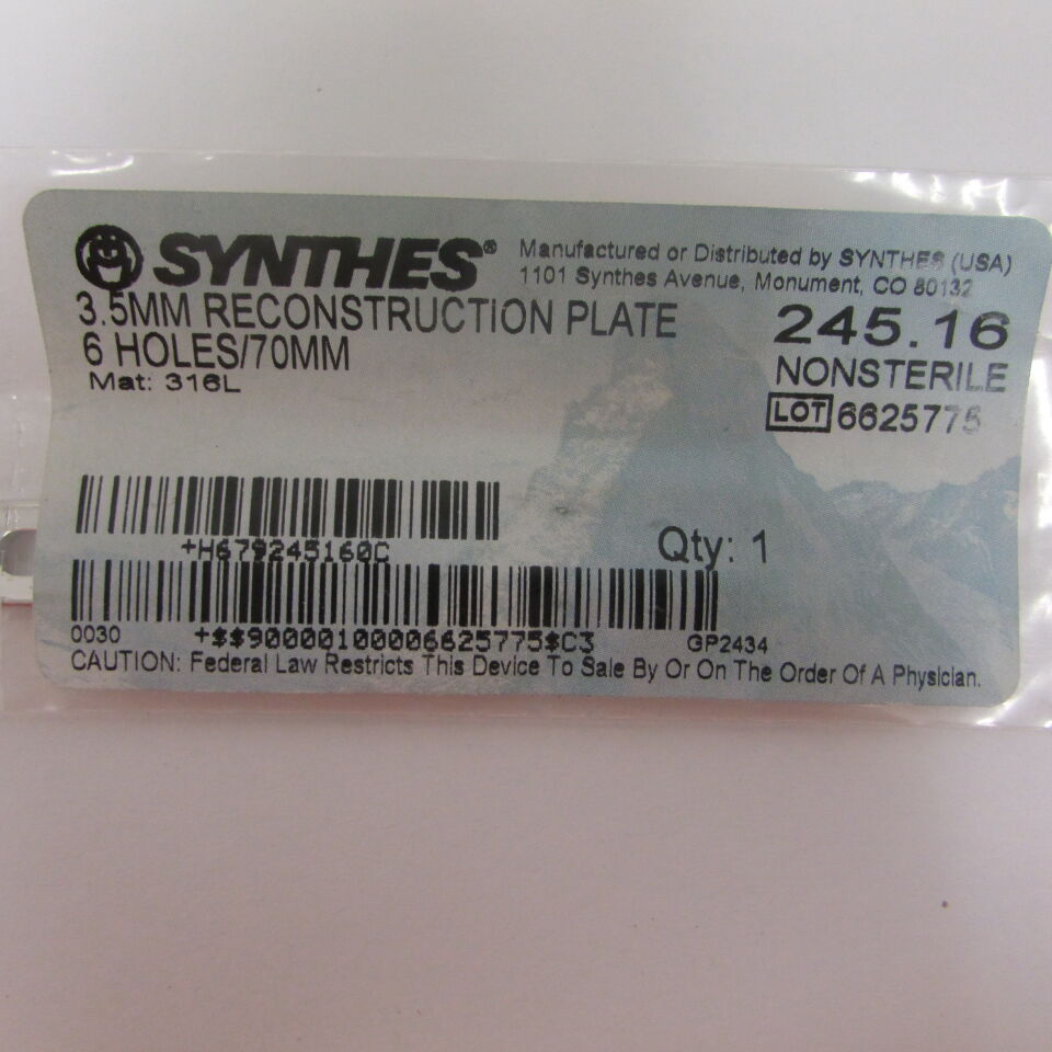245.16 - SYNTHES - 3.5mm reconstruction plate 6 h / 70mm, () - ( Expiry Date: EACH )