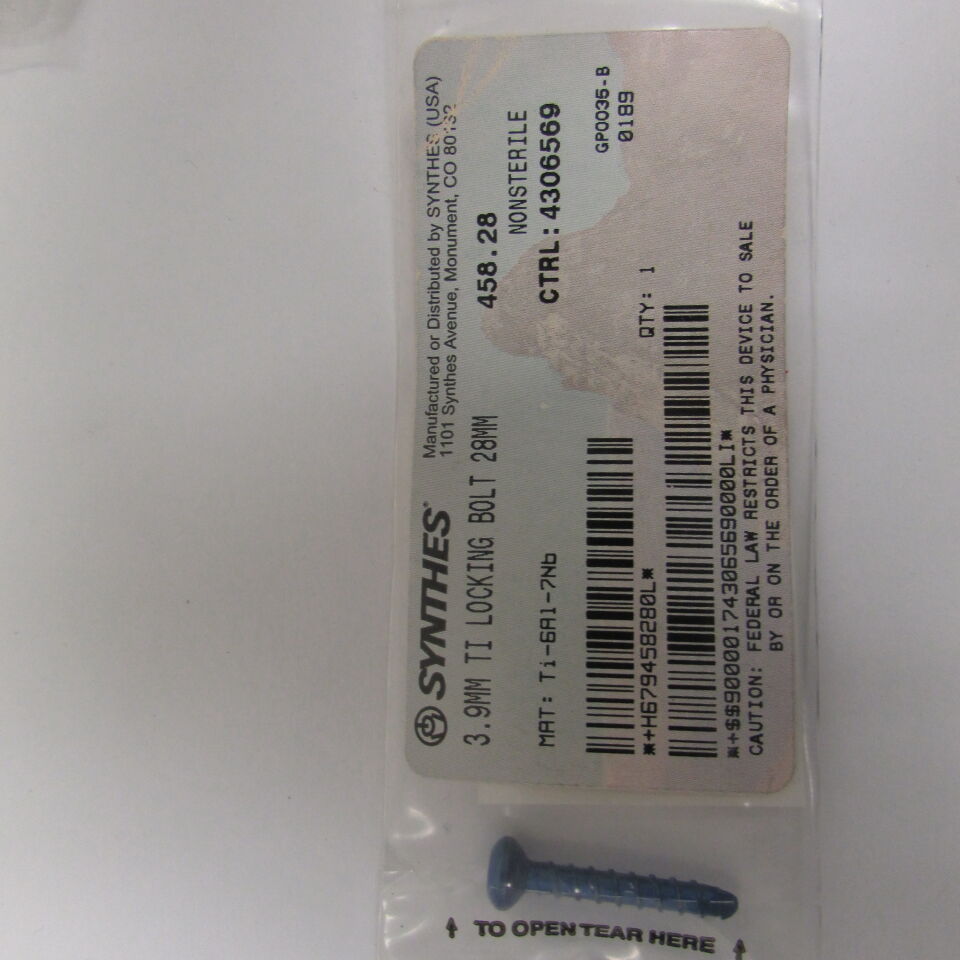 458.28 - SYNTHES - 3.9mm ti locking bolt 28mm, () - ( Expiry Date: EACH )