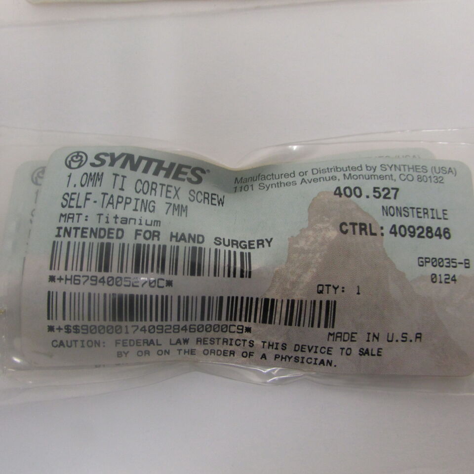 400.527 - SYNTHES - 1.0mm ti cortex screw self-tapping 7mm, () - ( Expiry Date: EACH )