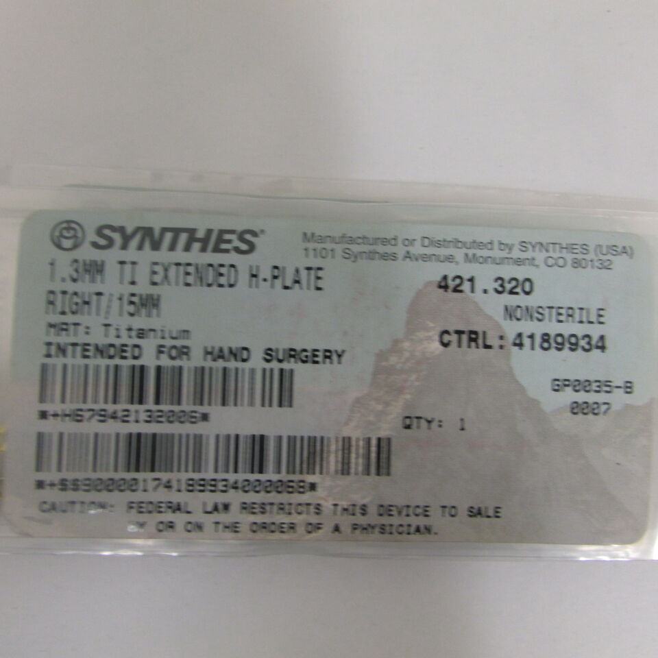 421.32 - SYNTHES - 1.3mm ti extended hplate right, () - ( Expiry Date: EACH )