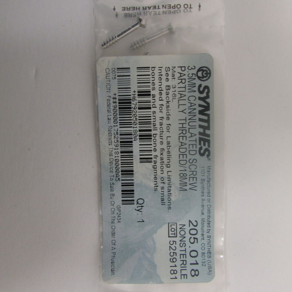 205.018 - SYNTHES - 3.5mm cannulated screw partially threaded/18mm, () - ( Expiry Date: EACH )
