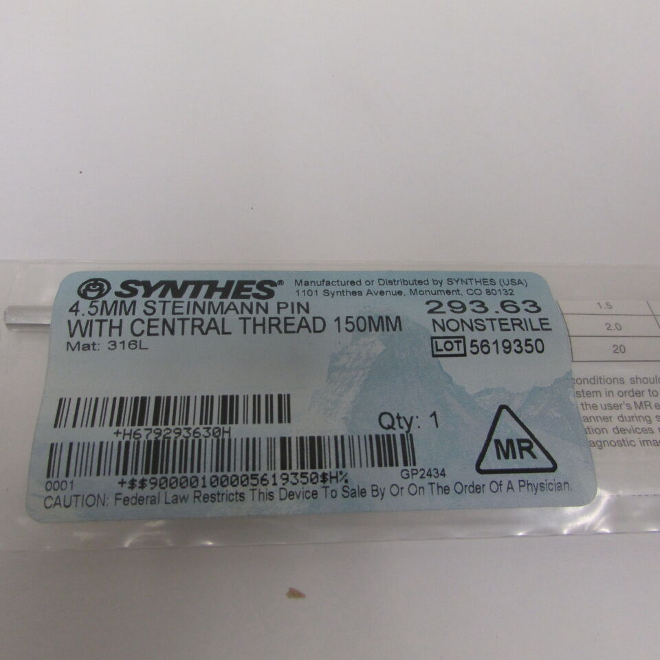 293.63 - SYNTHES - 4.5mm steinmann pin with central thread 150mm, () - ( Expiry Date: EACH )