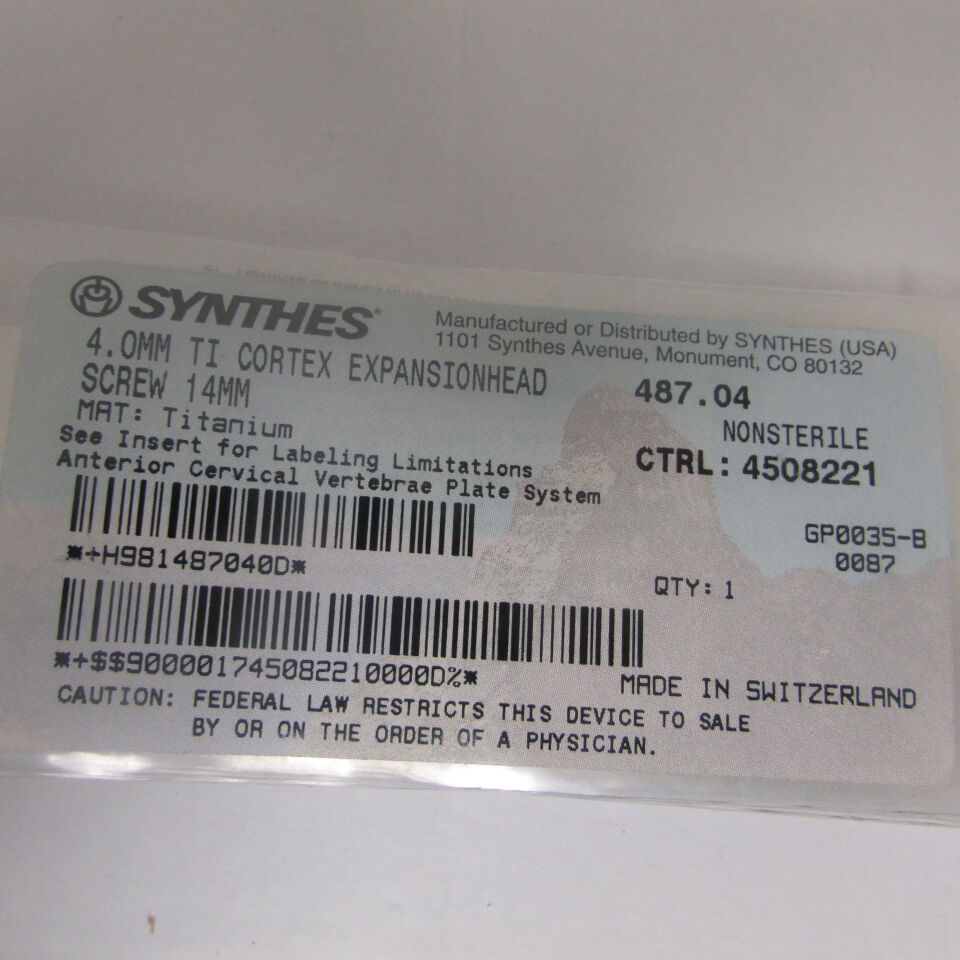 487.04 - SYNTHES - 4.0mm ti cortex expasionhead screw 14mm, () - ( Expiry Date: EACH )