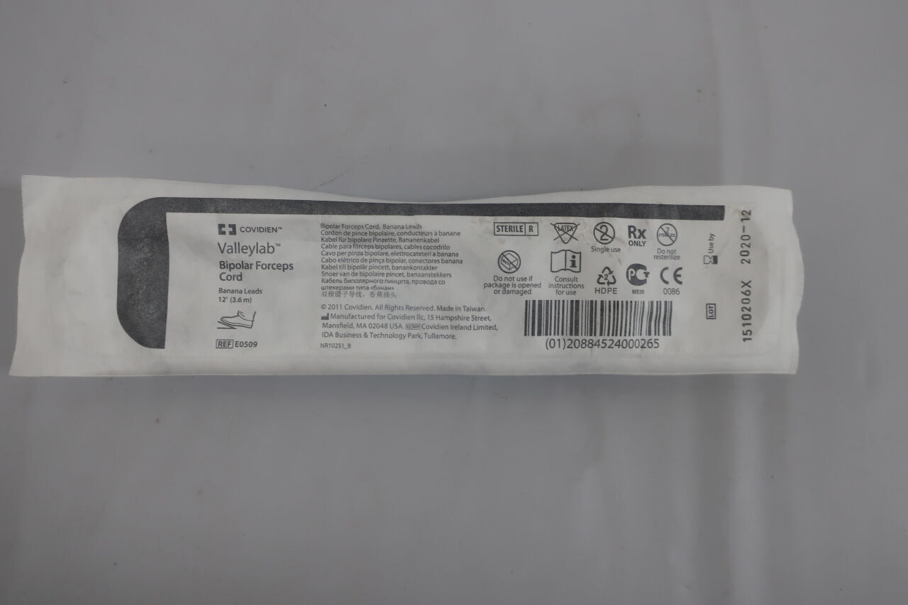 E0509 - COVIDIEN - Valleylab Banana Leads Bipolar Forceps Cord, 12 ft. Length, () - ( Expiry Date: )