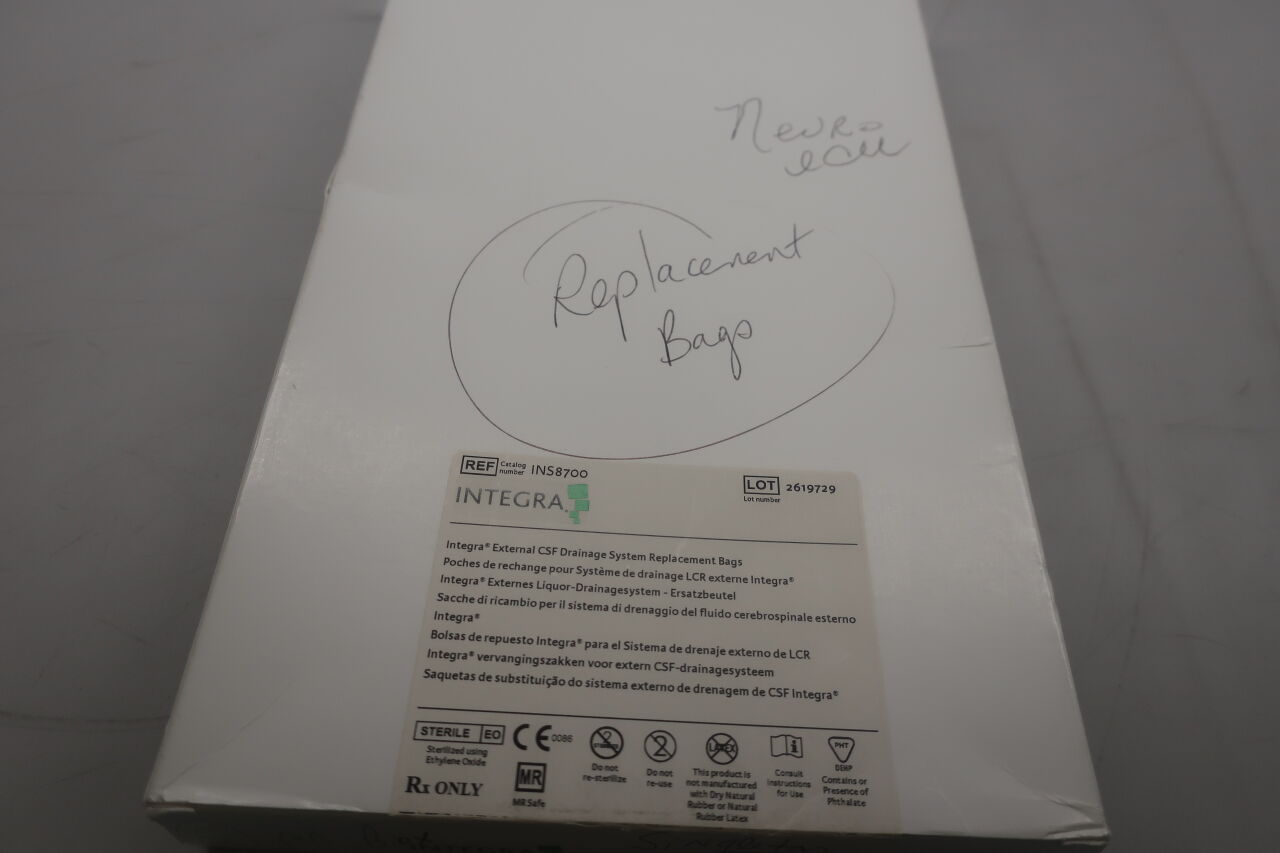 INS8700 - INTEGRA - Integra Lifesciences Replacement Drainage Bag with Anti-reflux Valve, 700 mL, (BX/1) - ( Expiry Date: 2023-02-28 )