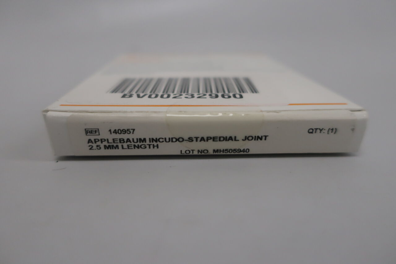 140957 - GYRUS - Applebaum Incudostapedial Joint Prostheses, Large, 2.5 x 2 x 1.2 mm, () - ( Expiry Date: 2020-06-01 )