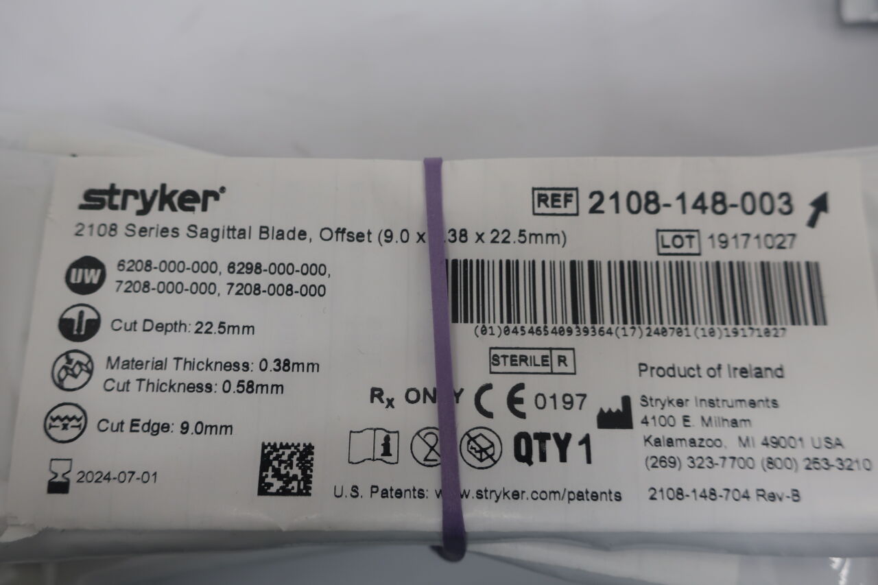 2108-148-003 - STRYKER - 2108 series sagittal blade , ( EA/ ) - ( Expiry Date : 2025-04-01 )