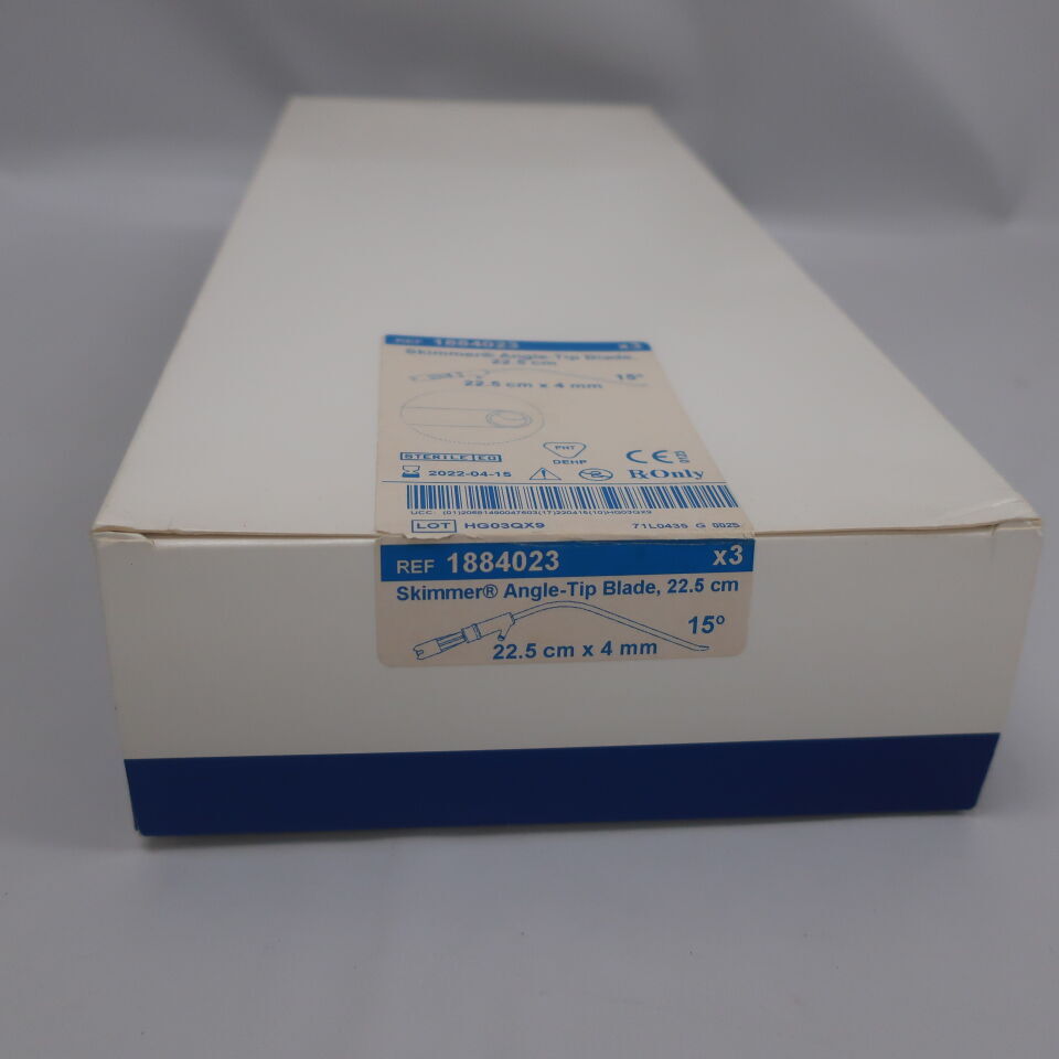 1884023 - MEDTRONIC - 4.0mm Skimmer Angled-Tip Blade: 22.5cm, (BX/3) - ( Expiry Date: 2022-04-15 )