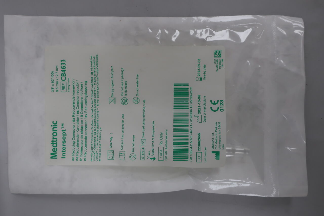 CB4633 - MEDTRONIC - Intersept Reducing Connector 3/8in / 1/2in -, (EA) - ( Expiry Date: 2023-09-08 )