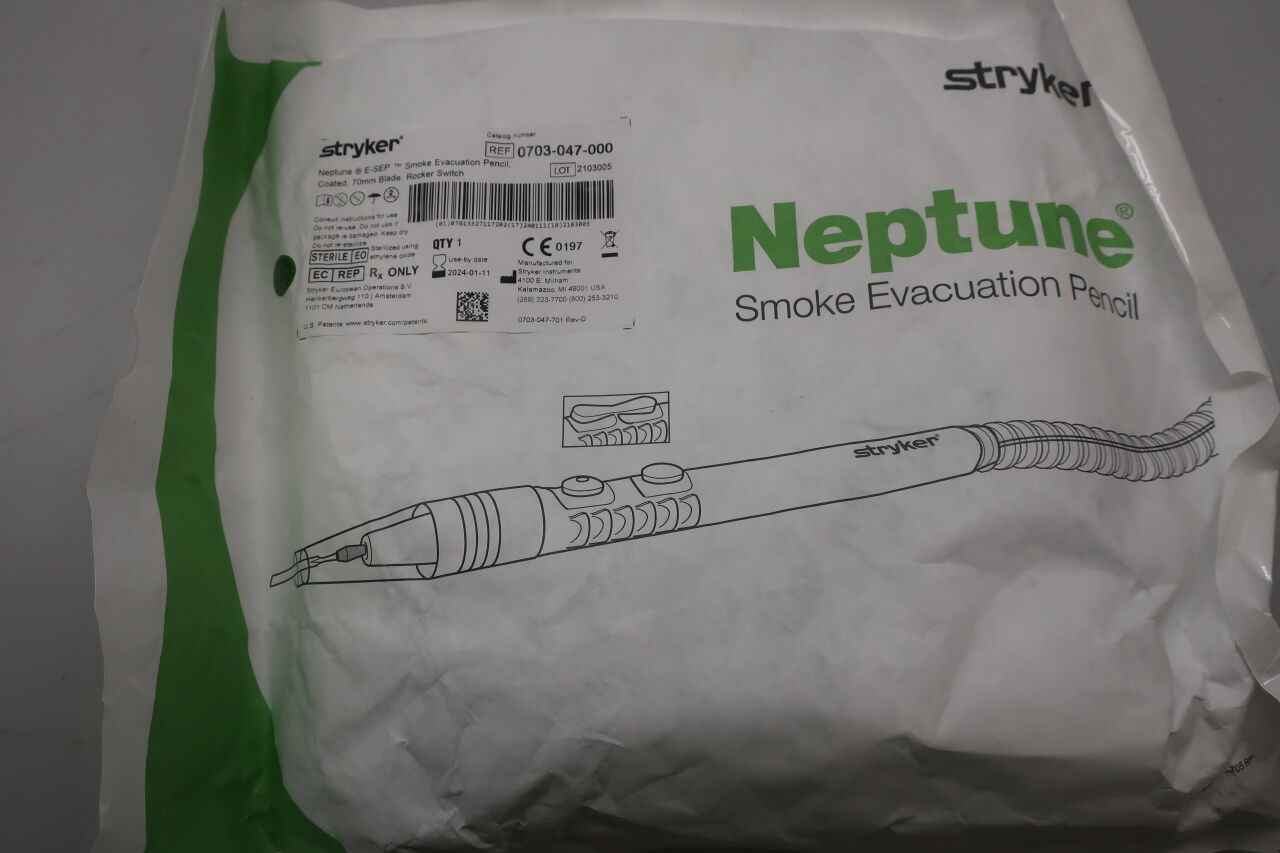0703-047-000 - STRYKER - Neptune Smoke Evacuation Pencil, Rocker, Coated 70mm, () - ( Expiry Date: 2020-08-18 )