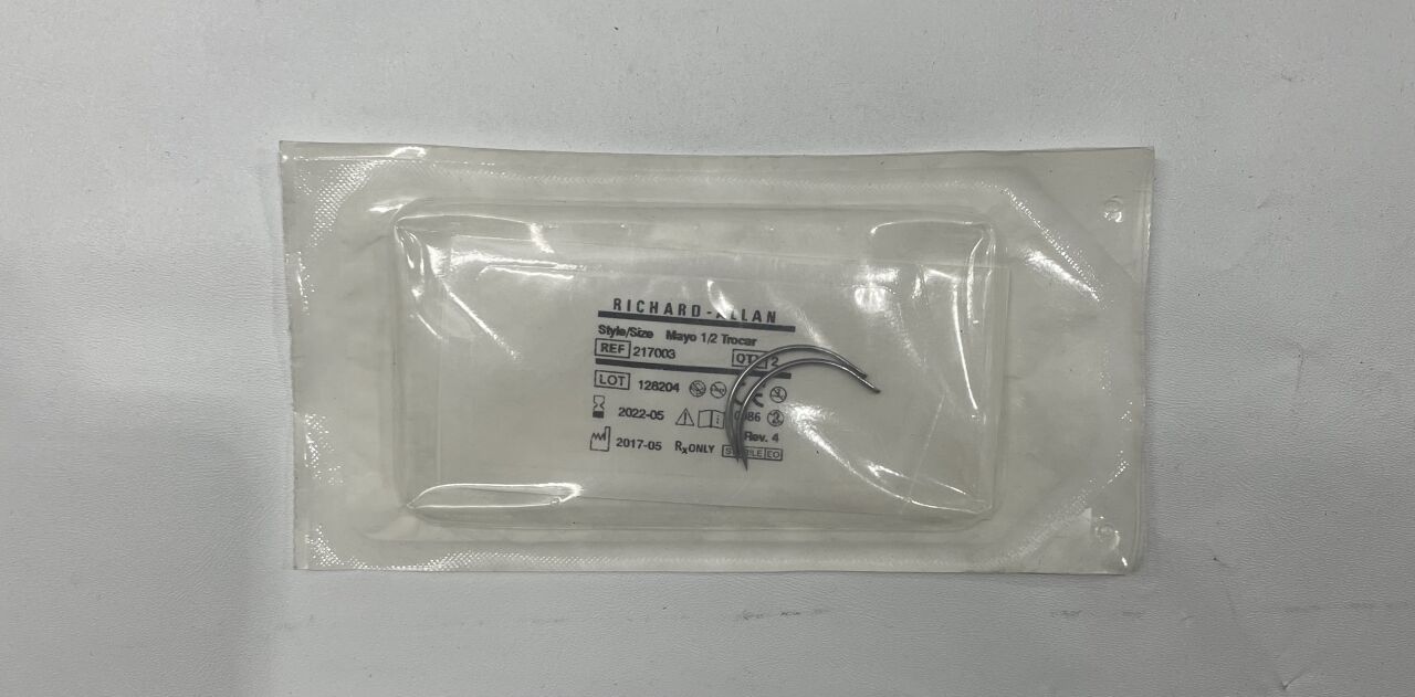 217003 - RICHARD ALLAN - richard-allan 1/2 circle trocar point mayo catgut, 0.050" x 1.521", (EA) - ( Expiry Date: 2022-05-01 )