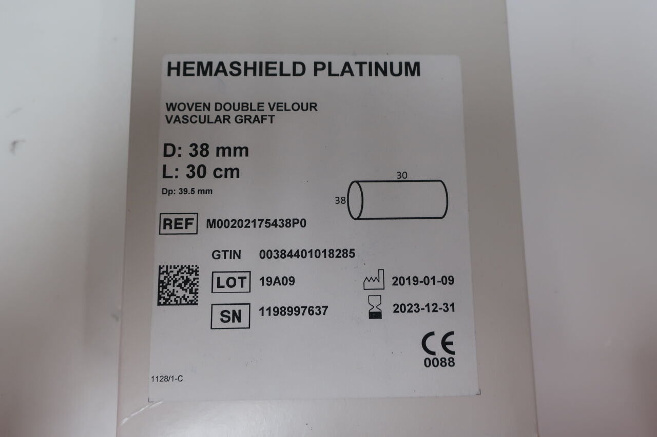 M00202175438P0 - MAQUET - Hemashield Platinum Woven Double Velour Vascular Graft 38 mm x 30cm , (BX/1) - ( Expiry Date: 2024-05-31 )