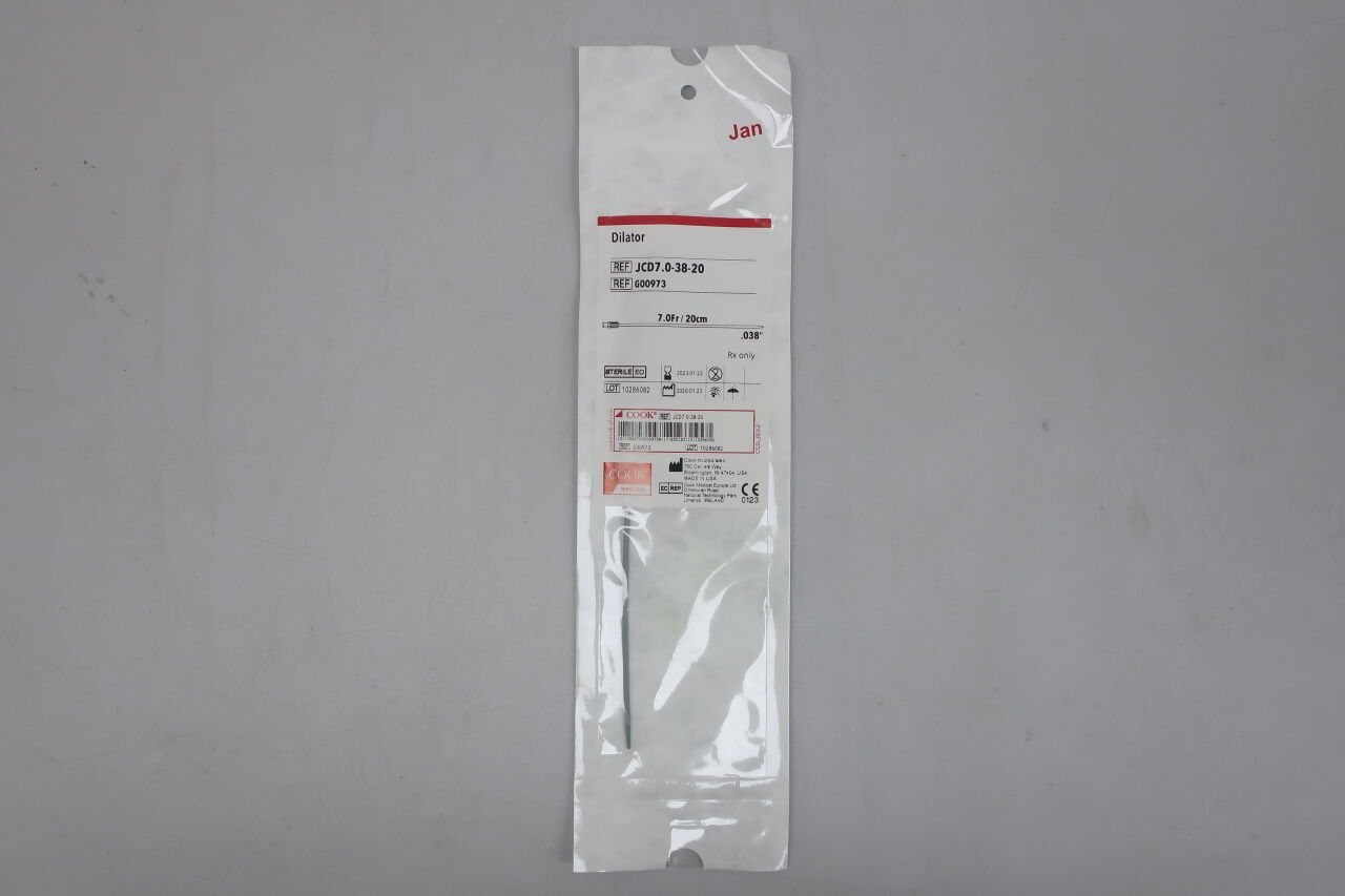 G00973 - COOK - Dilator Fascial Tissue 7.0FRx20CMx.038", () - ( Expiry Date: 2023-01-23 )
