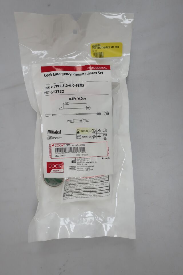 G13722 - COOK - Emergency Pneumothorax Set 8.5Fr x 6.0CM , () - ( Expiry Date: 2023-05-14 )