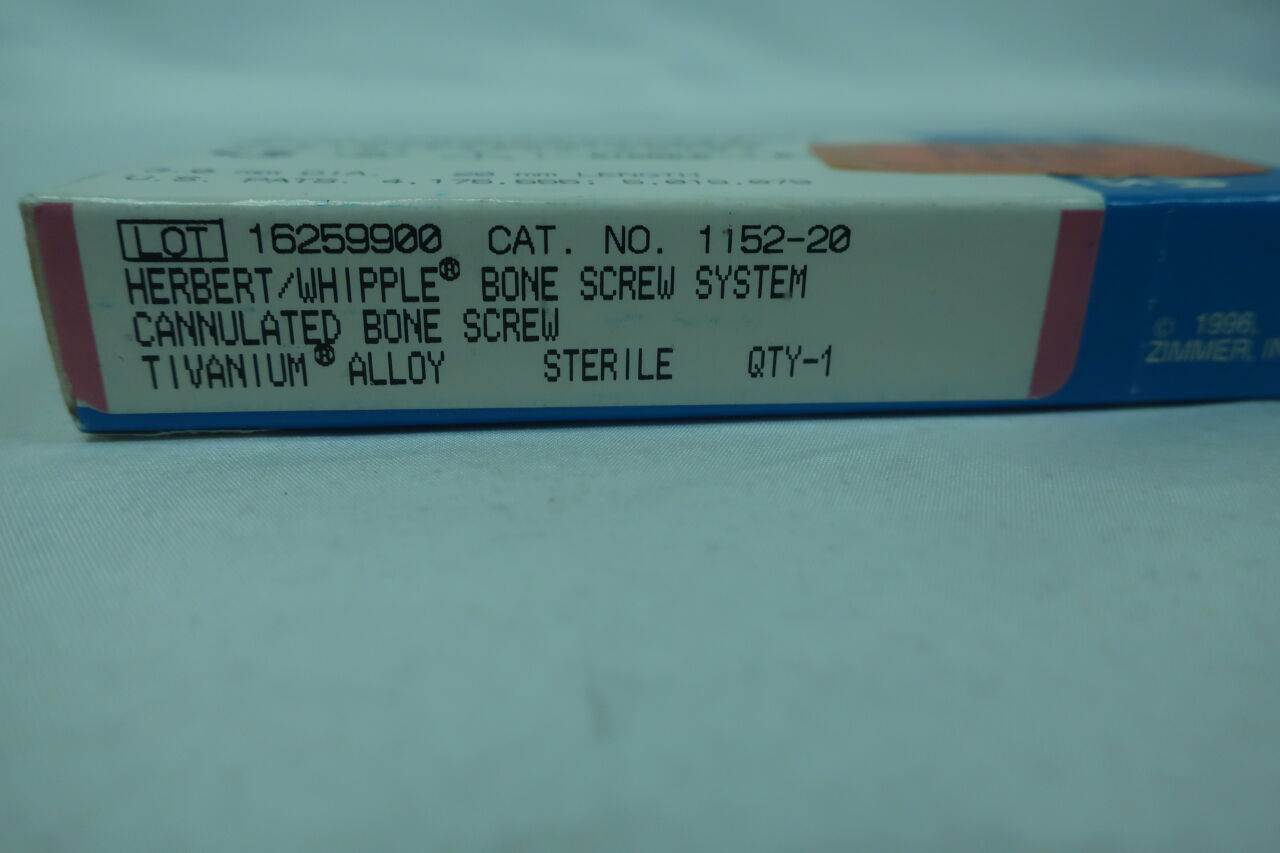 1152-20 - ZIMMER - Herbert/Whipple bone screw system, cannulated bone screw 3.0mm dia, 20mm lg, (BX/1) - ( Expiry Date: 2000-01-01 )