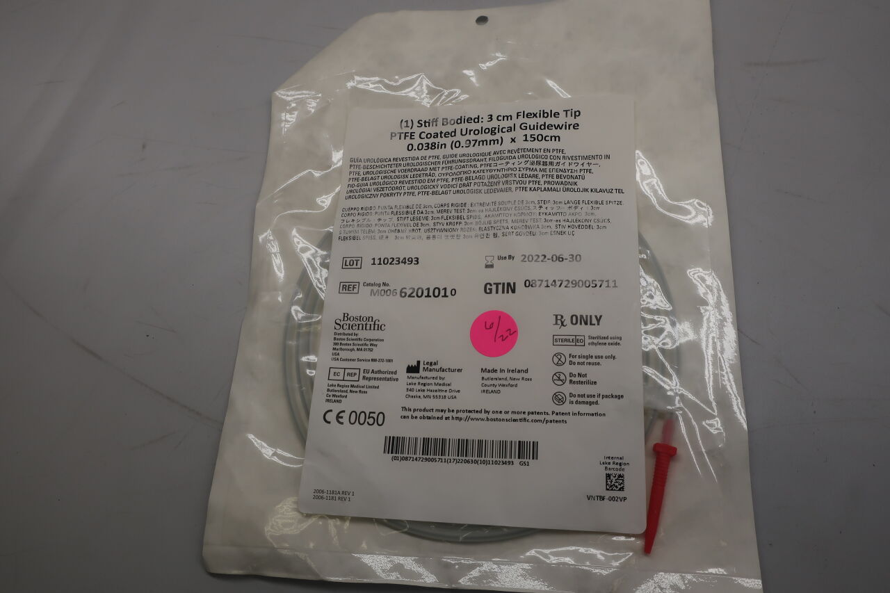 620101 - BOSTON SCIENTIFIC - PTFE Coated Urological Guidewire, stiff bodied, 3cm flexible tip, 0.038inch x 150cm, () - ( Expiry Date: 2023-08-31 )