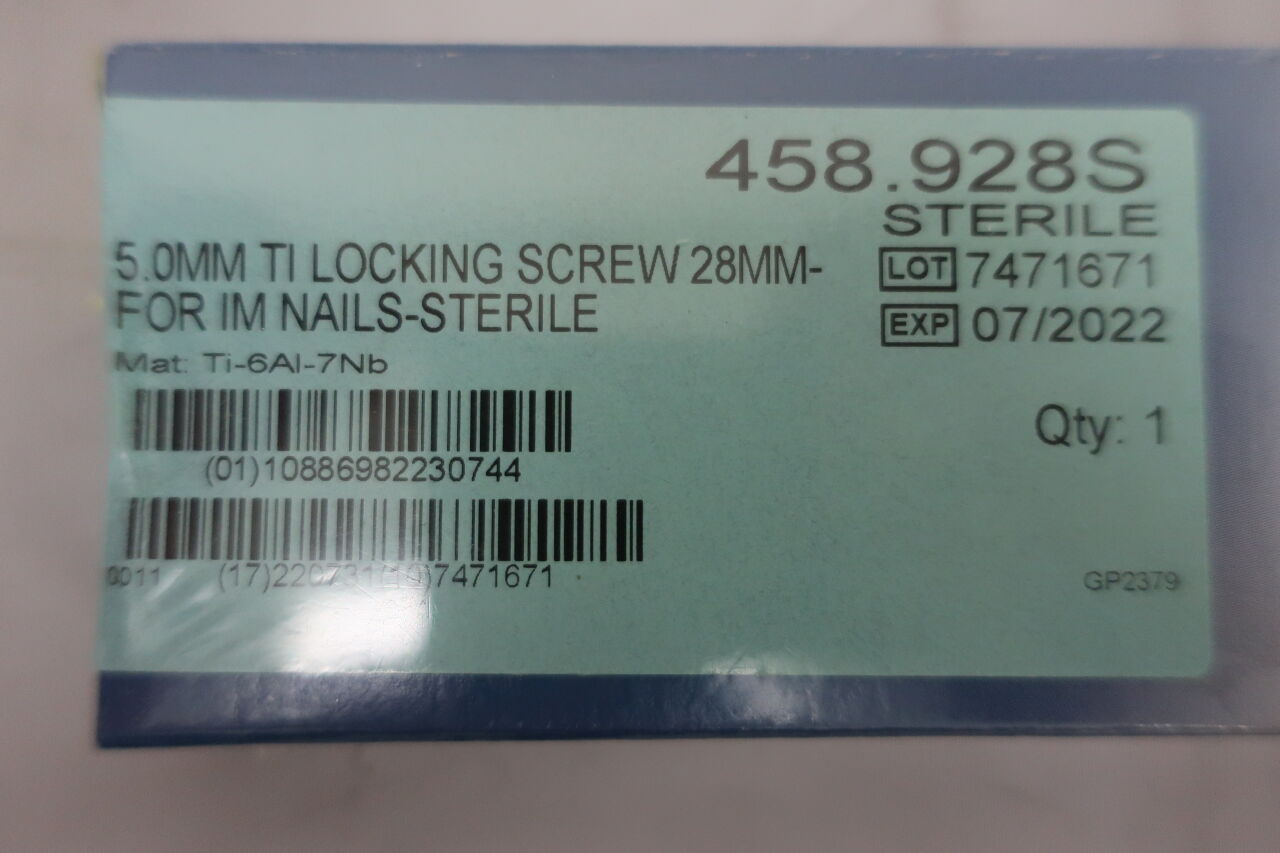 458.928S - SYNTHES - LOCKING SCREW, titanium, 28mm FOR IM NAILS, () - ( Expiry Date: 2022-07-31 )
