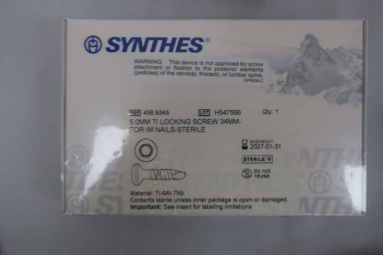 458.934S - SYNTHES - 5.0mm ti locking screw 34mm- for im nails
, () - ( Expiry Date: 2023-07-31 )