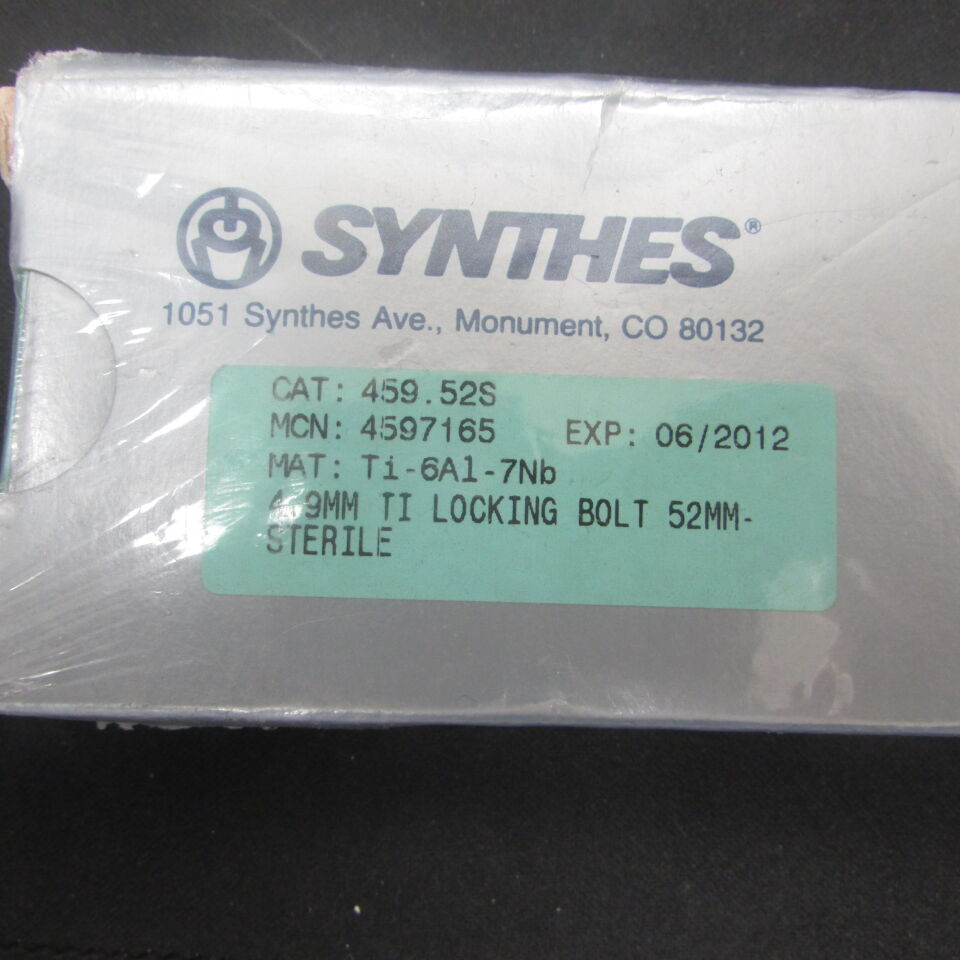 459.52S - SYNTHES - LOCKING BOLT, titanium, 4.9mm x 52mm, (BX/1) - ( Expiry Date: 2023-10-31 )
