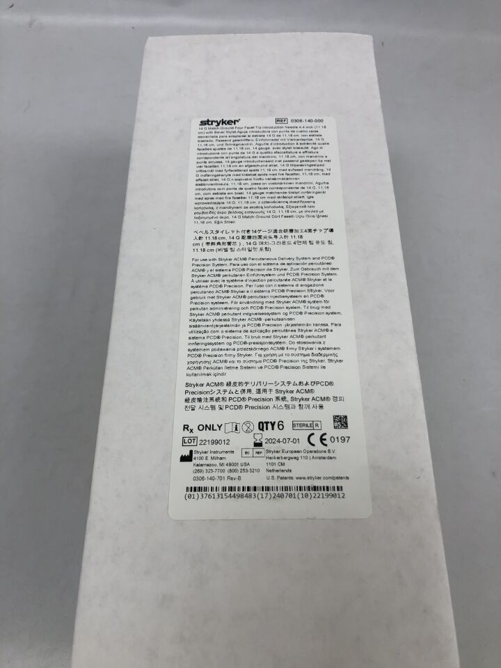 0306-140-000 - STRYKER - 14G Match-Ground Four Facet Tip Introduction Needle, 4.4in with Bevel Stylet, (BX/6) - ( Expiry Date: 2024-07-01 )