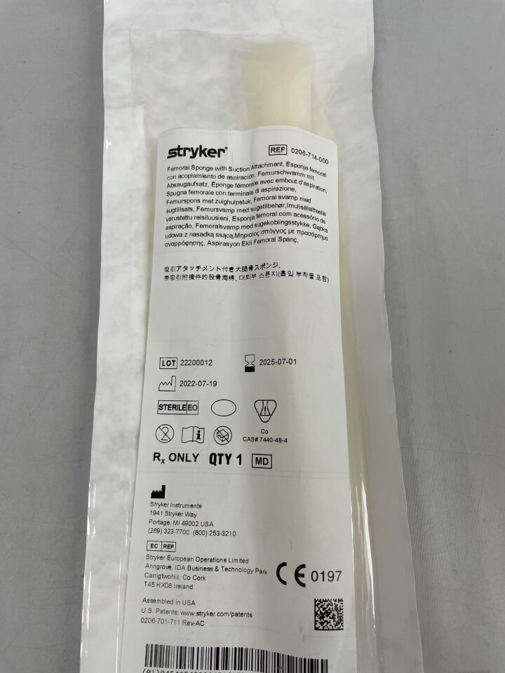 0206-714-000 - STRYKER - Esponja femoral con accesorio de succión, ( EA ) - ( Fecha de vencimiento : 01/07/2025 )