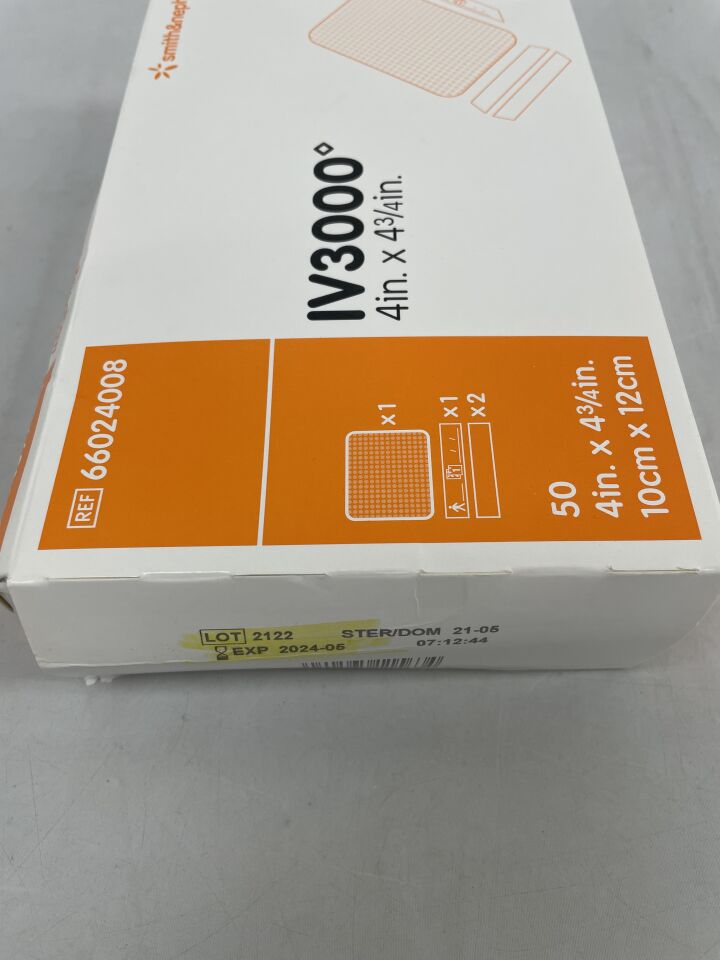 66024008 - SMITH & NEPHEW - IV3000 10cm x 12cm, (BX/50) - ( Expiry Date: 2024-05-01 )