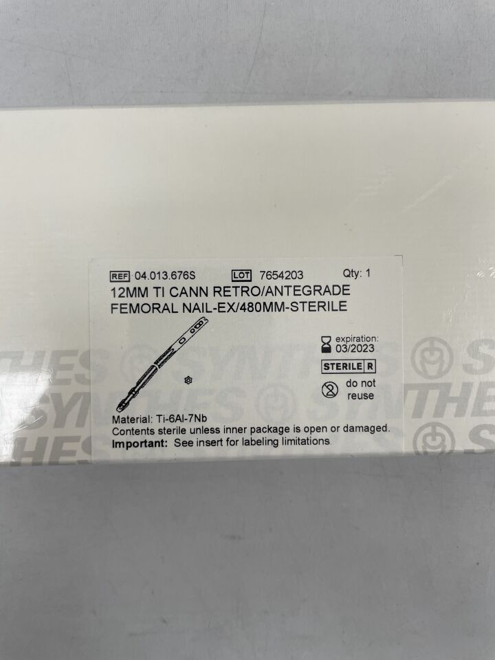 04.013.676S - SYNTHES - 12mm ti cann retro/antegrade femoral nail-ex/480mm-sterile, (BX/1) - ( Expiry Date: 2023-03-31 )