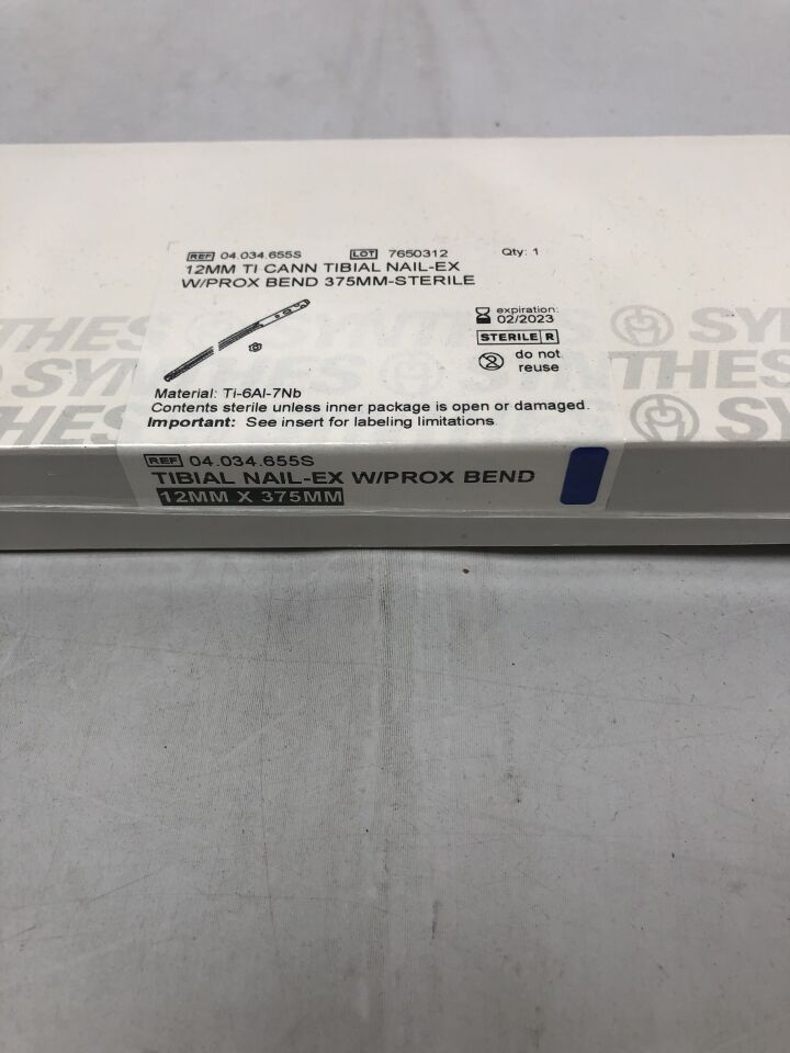 04.034.655S - SYNTHES - Titanium Cannulated Tibial Nail with Prox Bend, 12mm X 375mm, (BX/1) - ( Expiry Date: 2023-02-28 )