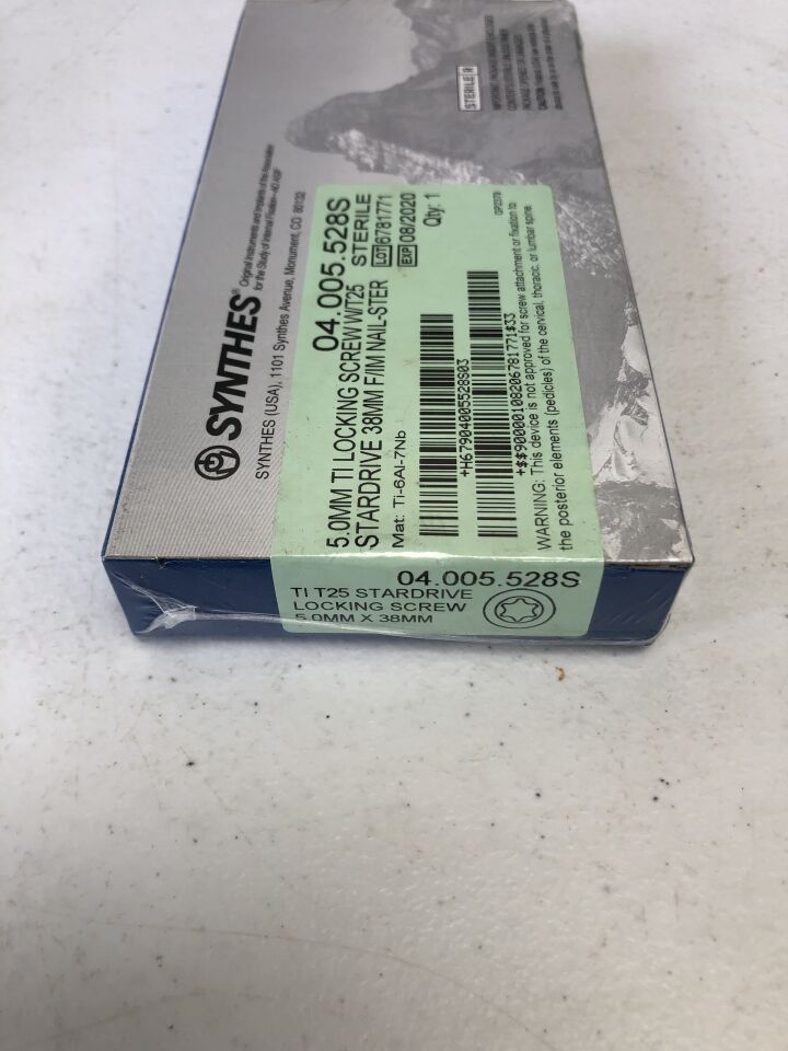 04.005.528S - SYNTHES - Titanium T25 Stardrive Locking Screw, 5mm X 38mm, (EA) - ( Expiry Date: 2020-08-31 )
