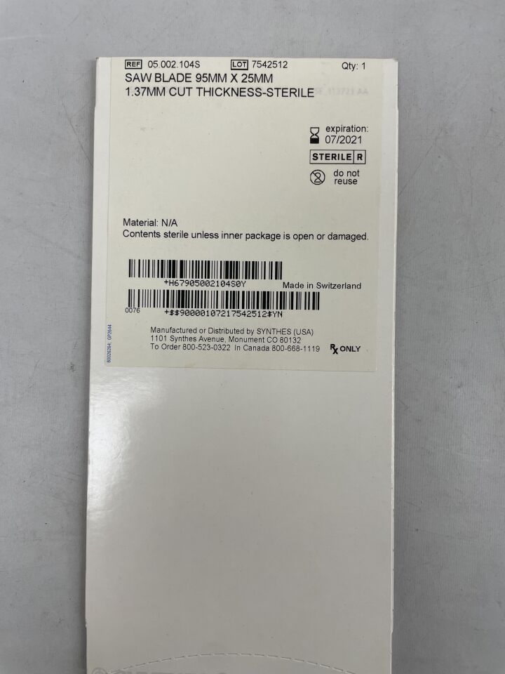 05.002.104S - SYNTHES - Saw Blade, 95mm x 25mm, (EA) - ( Expiry Date: 2021-07-17 )