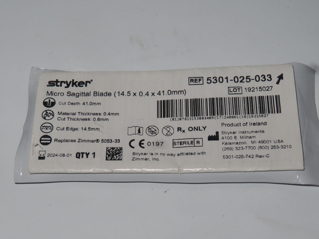 5301-025-033 - STRYKER - 5301-025-033 : Micro Sagittal Blade 14.5mm x 41mm x 0.4mm, (EA) - ( Expiry Date: 2024-08-01 )